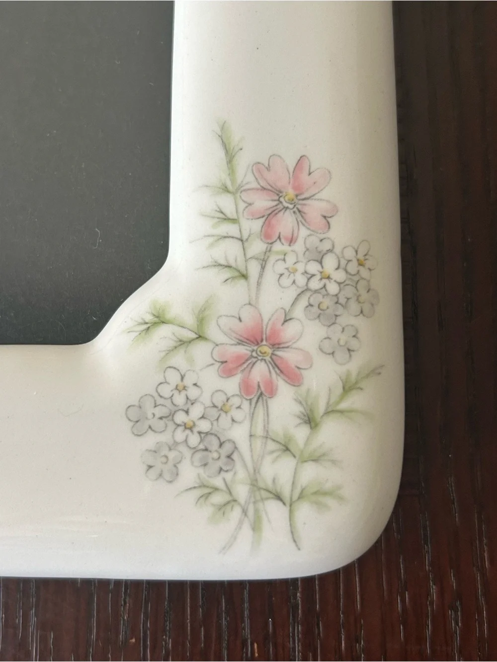VTG  80s Pink Green Floral Cottage‎ Granny Core Ivory Ceramic Photo Frame 12X10
